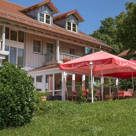 Eibl Casa de hóspedes 3*